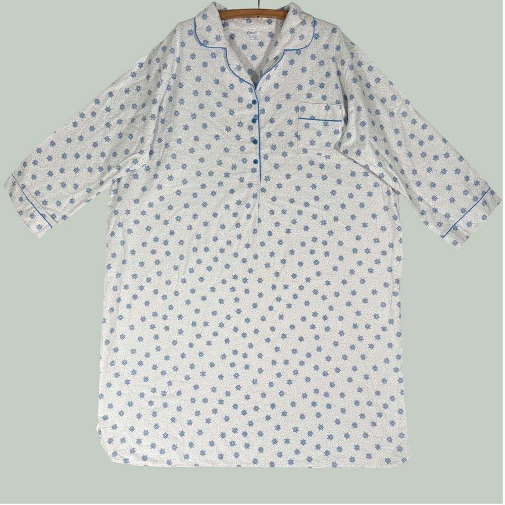 VTG Carole Women 3X Nightgown White Blue Snowflake Cotton Henley Sleep Shirt USA